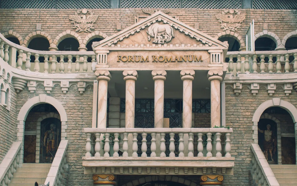 Jak dojechać do BOK Forum i gdzie zaplanować parkowanie?