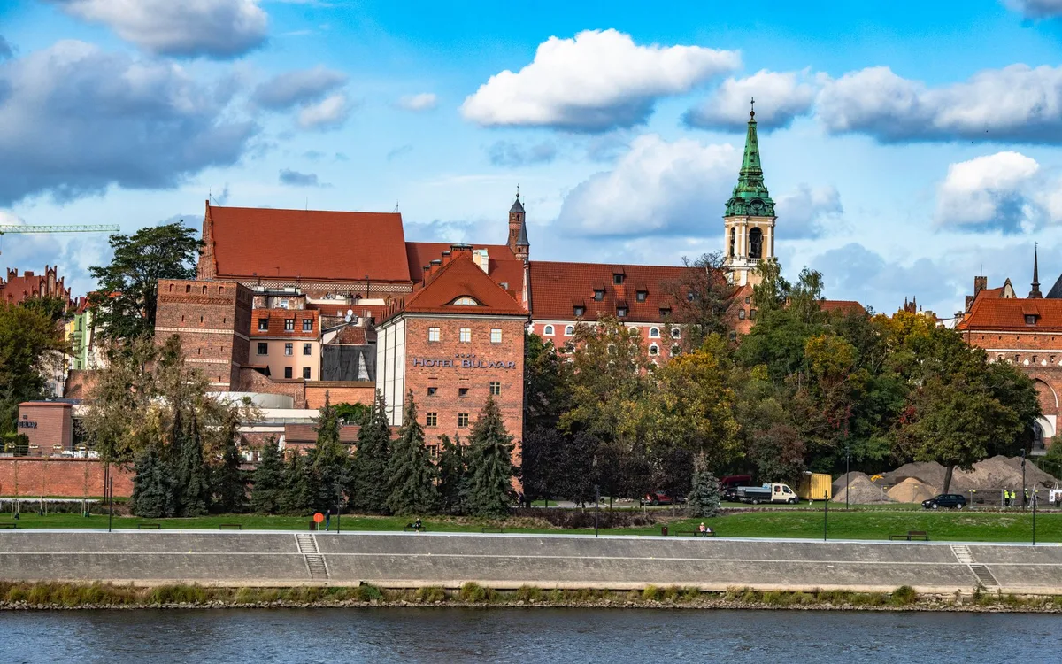 Gdzie w Bolesławcu zobaczyć i kupić ceramikę?